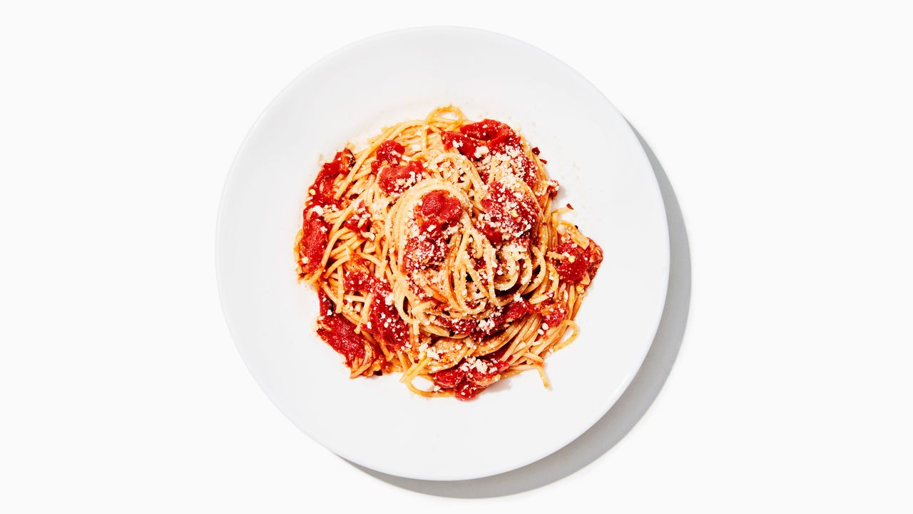 Bucatini with Butter Roasted Tomato Sauce: Ready in Under an Hour